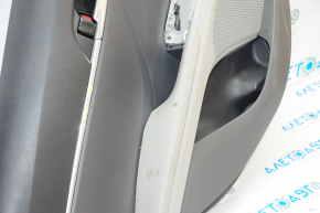Обшивка дверей картка зад лев Toyota Camry v70 18- темно-сір з темно-сір вставкою пластик, підлокітник гума, під хімчистку