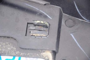 Спойлер двери багажника Jeep Compass 11-16 сломано крепление