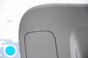 Обшивка крышки багажника VW Passat b7 12-15 USA черная, царапина, сломана направляющая