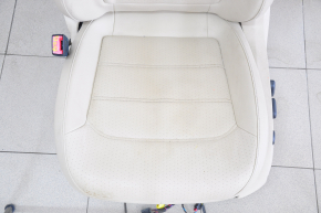 Сидіння водія VW Passat b7 12-15 USA без airbag, шкіра, бежеве, електро, не працює електрика
