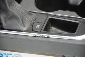 Накладка на центральную консоль подстаканник Hyundai Sonata 15-17 серая, полез хром, скол