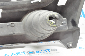 Опора решетки радиатора Ford Escape MK3 13-16 дорест, прижата