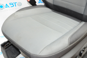 Водительское сидение Ford Escape MK3 13-19 без airbag, электро, тряпка, черно-сер, под чистку, не работает моторчик вперед и назад