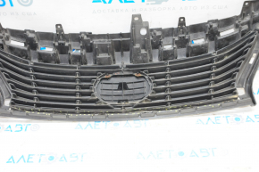 Решетка радиатора grill Lexus ES300h ES350 13-15 дорест со значком, трещины, сколы