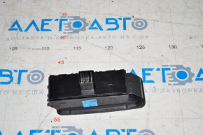 Управление стеклоподъемником передним левым VW Passat b7 12-15 USA черн хром полоски, дефект накладки