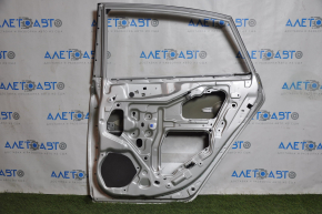 Дверь голая задняя правая Nissan Sentra 13-19 серебро K23, вмятины