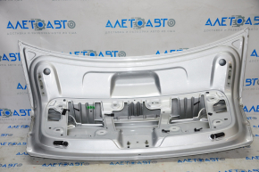 Кришка багажника VW Passat b8 16-19 USA срібло 8E/A7W тички