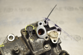 Компрессор кондиционера Toyota Camry v55 15-17 2.5 usa сломан шкив, и датчик