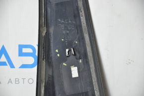 Накладка двери боковая задняя правая задняя Toyota Sienna 11-20 сломано крепления