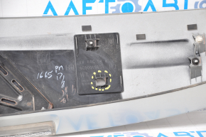 Спойлер двери багажника Subaru b9 Tribeca 06-07 со стоп-сигналом, сломано крепление
