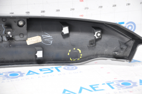 Спойлер крышки багажника Lincoln MKZ 13-16 под камеру сломаны крепления