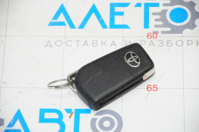 Ключ Toyota Camry v70 18- раскладной, 4 кнопки, царапины