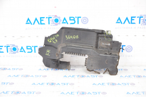 Дефлектор радиатора правый Infiniti Q50 14-15 3.7 надломы