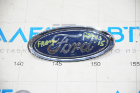 Эмблема значок переднего бампера Ford Focus mk3 15-18 рест, сломана направляйка