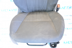 Пасажирське сидіння Ford Focus mk3 15-18 рест, без airbag, механіч, ганчірка чорн