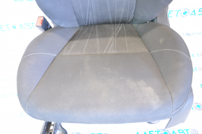 Водійське сидіння Ford Focus mk3 15-18 рест, без airbag, хутро, ганчірка чорн, потертості