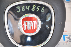 Подушка безопасности airbag в руль водительская Fiat 500L 14- царапины, паутинка на эмблеме