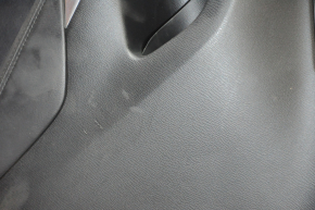 Обшивка двери карточка задняя левая Mazda 6 13-15 черн с черн вставкой кожа, подлокотник кожа, царапины