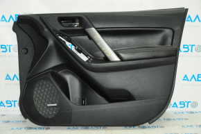 Обшивка двери карточка передняя правая Subaru Forester 14-18 SJ черн с черной вставкой кожа, подлокотник кожа, harman kardon