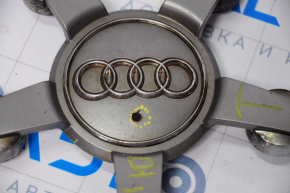 Центральний ковпачок на диск Audi Q7 4L 10-15 потемнів хром, скол, 150мм