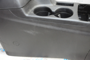 Консоль центральная подлокотник и подстаканники Mazda CX-5 16 черн резина, порезы, царапины, без заглушки