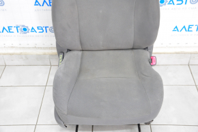Пасажирське сидіння Toyota Prius 30 10-15 без airbag, механічне, велюр, темно-сіре, під хімчистку