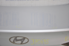 Крышка багажника Hyundai Elantra AD 17-18 дорест, серебро T8S, тычки