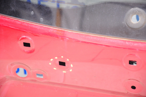 Дверь багажника голая со стеклом Kia Sorento 16-20 красный TR3, тычки, царапина