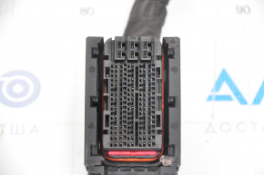 Фишка на блок ECU компьютер двигателя Kia Sorento 16-18 2.4 красная
