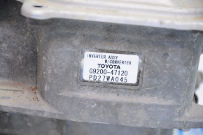 Инвертор Toyota Prius 20 04-09 примят поддон, царапины на хроме