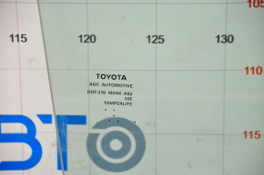 Скло двері зад прав Toyota Avalon 13-18