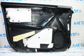 Обшивка дверей картка перед прав Subaru Forester 14-18 SJ чорн з сірою вставкою ганчірка, підлокітник шкіра, злам креп
