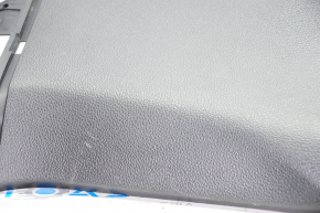 Накладка центральной стойки нижняя правая VW Jetta 11-18 USA черн, царапины