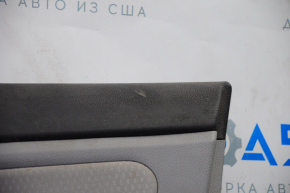 Обшивка дверей картка перед правою Kia Optima 11-15 сіра з сірою вставкою ганчірка, підлокітник шкіра, подряпини, під хімчистку