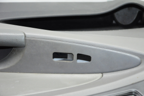 Обшивка двери карточка передняя правая Hyundai Sonata 11-15 черн с сер вставкой кожа, подлокотник кожа, черн молдинг структура, царапины, затерта накладка