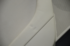 Обшивка двери карточка задняя левая Hyundai Sonata 15-19 черн с беж вставкой пластик, подлокотник кожа, сер молдинг структура, царап, тычки