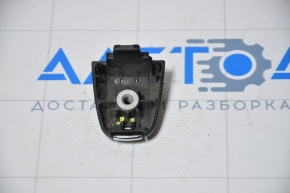Заглушка внешней ручки задней правой Toyota Avalon 13-18 сломана направляйка