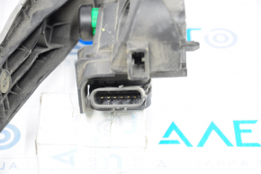 Педаль газа VW Passat b8 16-19 USA R-Line сломано крепление