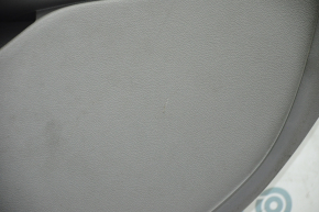 Обшивка дверей картка перед правою Chevrolet Impala 14-20 сер з сір вставкою шкіра, підлокітник шкіра, молдинг чорн структурні хвилі, під хімчистку, подряпина