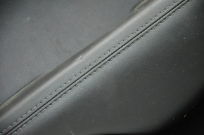 Обшивка двери карточка задняя левая Chrysler 200 15-17 черн с черн вставкой кожа, подлокотник кожа, синяя строчка, молдинг ручки черн, тычка