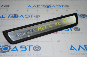 Накладка порога задняя правая наружн Acura MDX 14-20 хром, полез хром, царапины