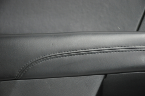 Обшивка двери карточка задняя левая Dodge Journey 11- черн с черн вставкой кожа, подлокотник кожа, черн строчка, царапины, тычки