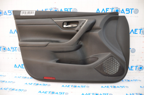 Обшивка двери карточка передняя левая Nissan Altima 13-18 кожа, черн, царапина