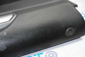 Обшивка двери карточка передняя левая Ford Fusion mk5 13-16 черн с черн вставкой тряпка, подлокотник кожа, молдинг серый глянец, затерта, под химчистку