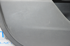 Обшивка двери карточка передняя левая Ford Fusion mk5 13-16 черн с беж вставкой кожа, подлокотник кожа, молдинг серый глянец, под память сидений, царапины