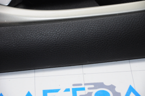 Обшивка двери карточка передняя правая Ford Fusion mk5 13-16 беж с беж вставкой кожа, подлокотник кожа, молдинг под дерево глянец, тычки