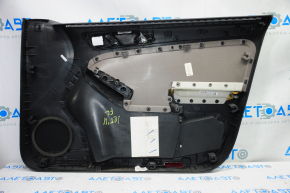 Обшивка двери карточка передняя левая VW Jetta 11-18 USA черн с корич вставкой пластик, подлокотник кожа, молдинг черн структура, царапины
