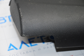 Обшивка двери карточка задняя правая Ford Escape MK3 13-16 дорест черн с черн вставкой пластик, подлокотник кожа, царапины