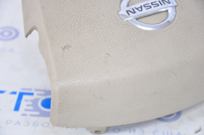 Подушка безопасности airbag в руль водительская Nissan Versa 07-09 беж, царапины