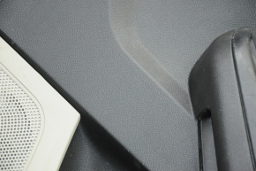 Обшивка двери карточка задняя правая Ford Focus mk3 15-18 серая с серой вставкой пластик, царапины